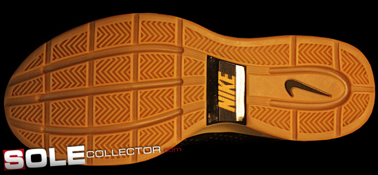 House Of Hoops ‘Love & Pain’ Nike Blue Chip Low 03.bmp