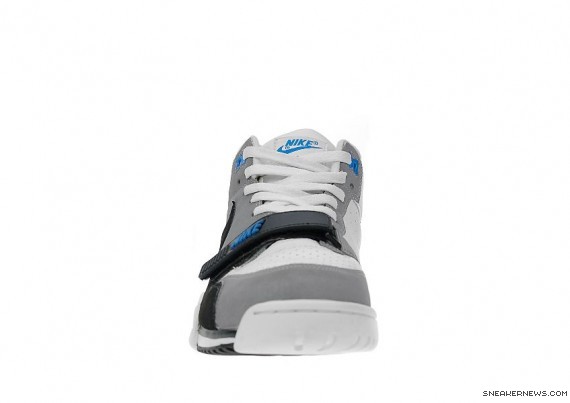Nike Air Trainer 1 - White - Stealth - Black - Blue 04.jpg