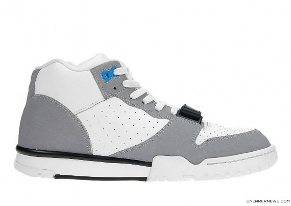 Nike Air Trainer 1 - White - Stealth - Black - Blue 03.jpg