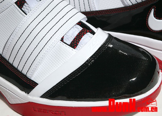 Nike Zoom LeBron Soldier III - Playoff Pack (POP) 07.jpg