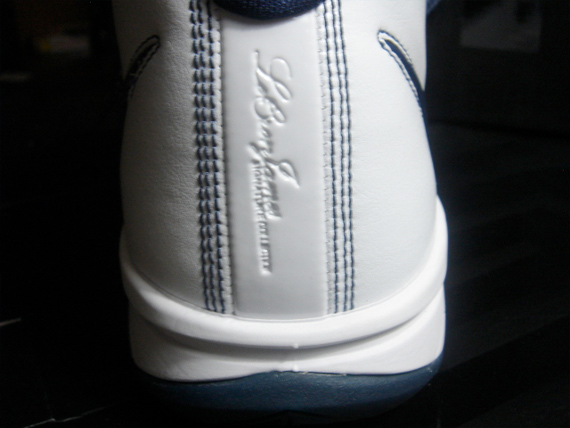 Nike Zoom Lebron Soldier III (3) - White  Navy  Red 10.jpg