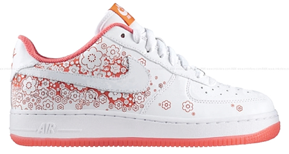 Nike Womens Air Force 1 Premium - Sakura 08.jpg