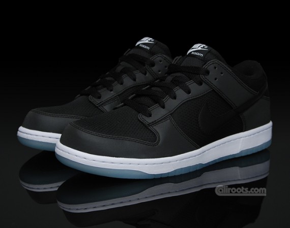 Nike Dunk Low Supreme Spark - 3M 03.jpg