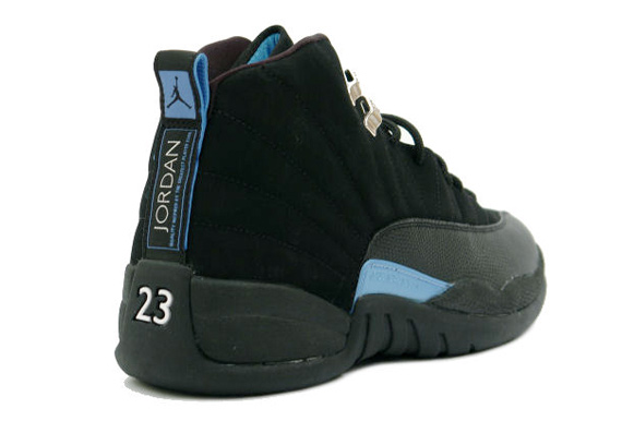 Air Jordan Nubuck XII (12) 2009 Retro Available Early 05.jpg