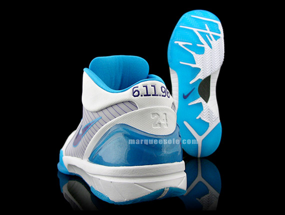 Nike Zoom Kobe IV - Charlotte Hornets 1996 Draft 03.jpg