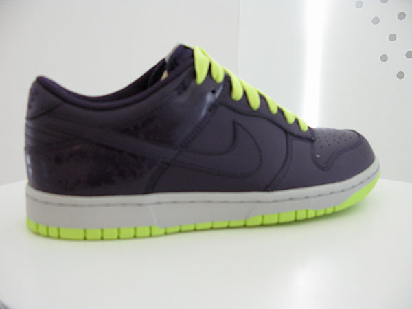 Nike Dunk Low - 黑 - 螢光黃 - 白 02.jpg