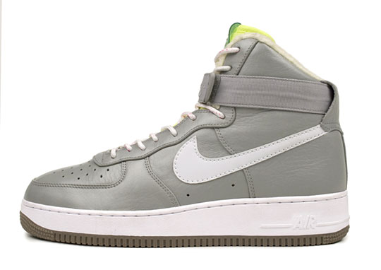 Nike 1World Air Force 1 - Uslu Airlines 01.jpg