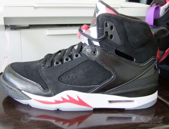 Air Jordan 60+ (Plus) - Black Red - Detail Photos 01.jpg