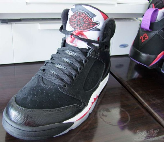 Air Jordan 60+ (Plus) - Black Red - Detail Photos 02.jpg