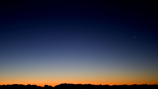 00709_darkness_2560x1600.JPG