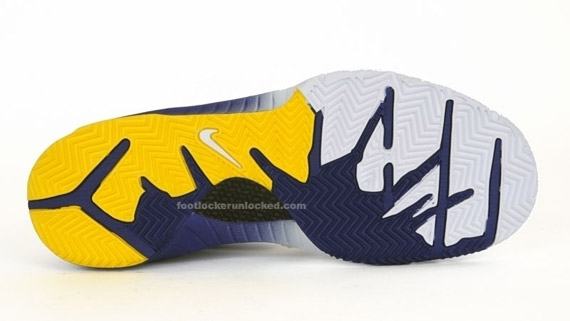 Nike Zoom Kobe IV Gradient Blue Lakers Home 17.jpg