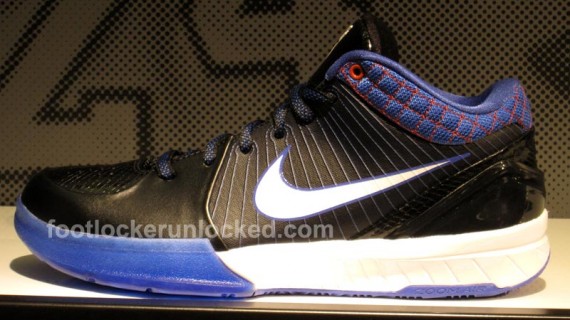 Nike Zoom Kobe IV–Black–Blue–Red 01.jpg