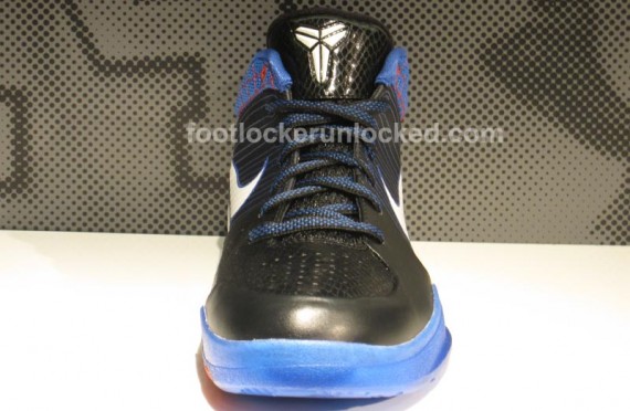 Nike Zoom Kobe IV–Black–Blue–Red 02.jpg