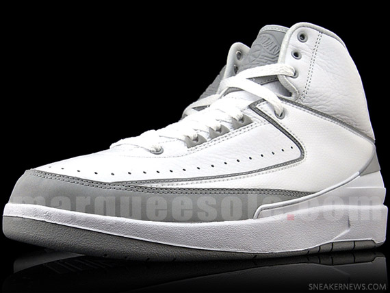 Air Jordan II (2) Retro – 白 - 銀 3M 01.jpg