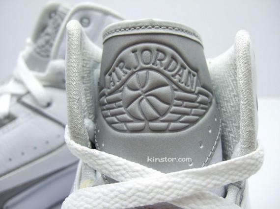 Air Jordan II (2) Retro – 白 - 銀 3M 07.jpg