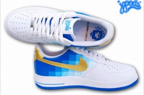 Nike Air Force 1 Pixel Fade Customs by JGoods  07.jpg