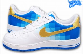 Nike Air Force 1 Pixel Fade Customs by JGoods  05.jpg
