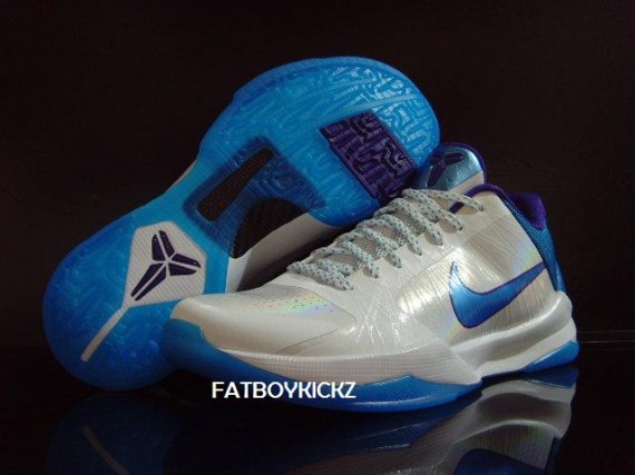 Nike Zoom Kobe V (5) – Charlotte Hornets 01.jpg