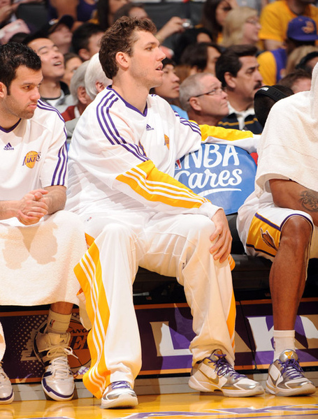 Zoom Kobe V iD by Kid Hollywood 24.jpg