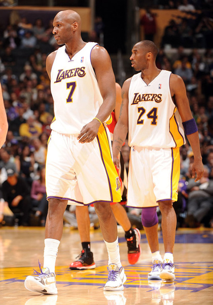 Zoom Kobe V iD by Kid Hollywood 13.jpg