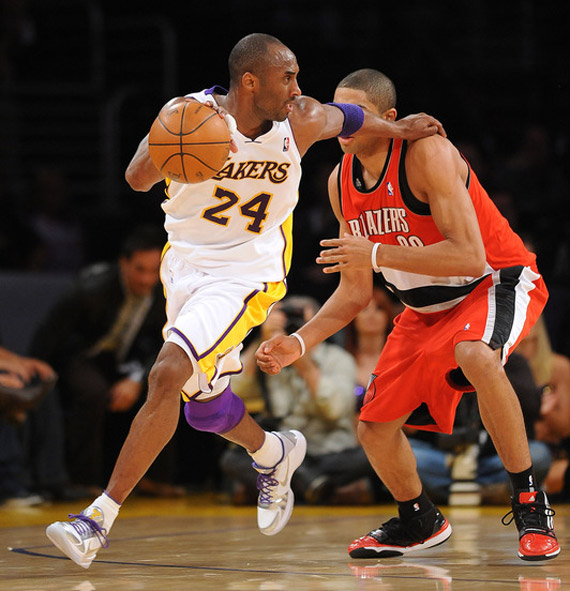 Zoom Kobe V iD by Kid Hollywood 20.jpg