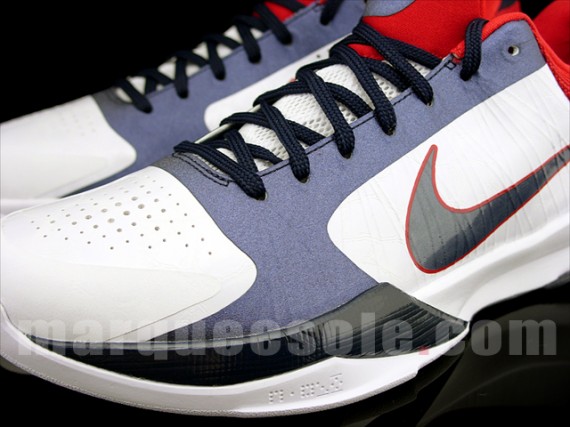Nike Zoom Kobe V – Team USAB Edition 01.jpg