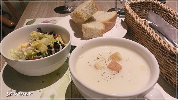 2014-11-28 18.58.49.jpg 2014-11-28 18.58.49.jpg