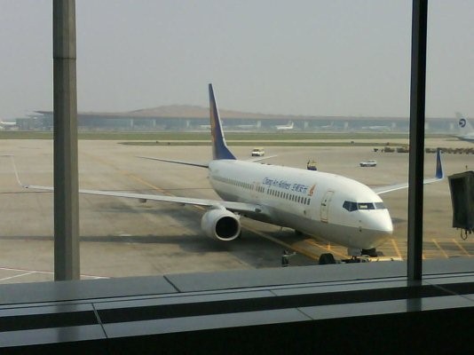 來去松山機場 喝咖啡看飛機.jpg