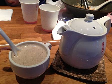 1408284721675 1408284721675