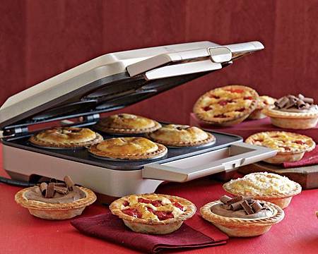 Breville_Personal_Pie_Maker_9-sixhundred