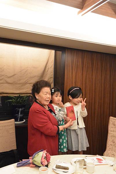 亞亞的2015母親節聚餐 (28).JPG