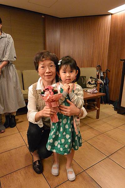 亞亞的2015母親節聚餐 (34).JPG