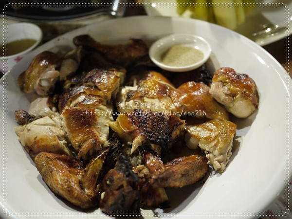 【台中霧峰食記】提前慶祝母親節,歡樂餵祭五臟廟在「霖記甕缸雞 【台中霧峰食記】提前慶祝母親節,歡樂餵祭五臟廟在「霖記甕缸雞