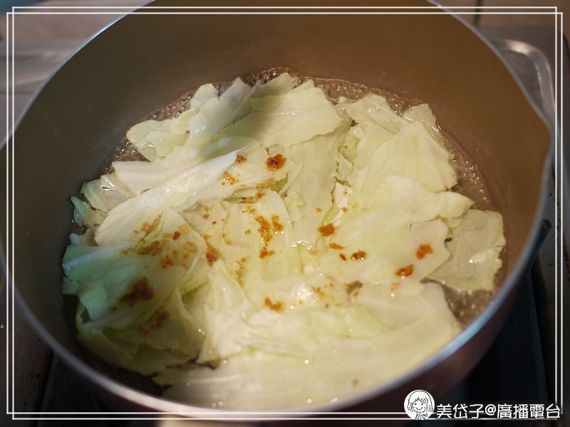 油蔥文蛤蔬菜麵4 油蔥文蛤蔬菜麵4