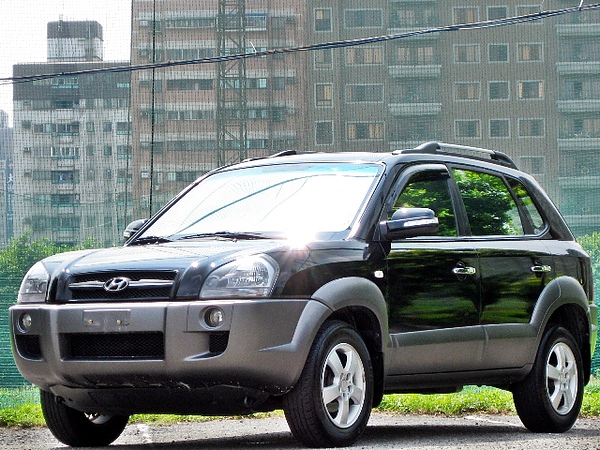 SUM冠威中古車☆ Hyundai /現代 05年TUCSON 汽油 定速 雙安 天窗☆ SUM冠威中古車☆ Hyundai /現代 05年TUCSON 汽油 定速 雙安 天窗☆