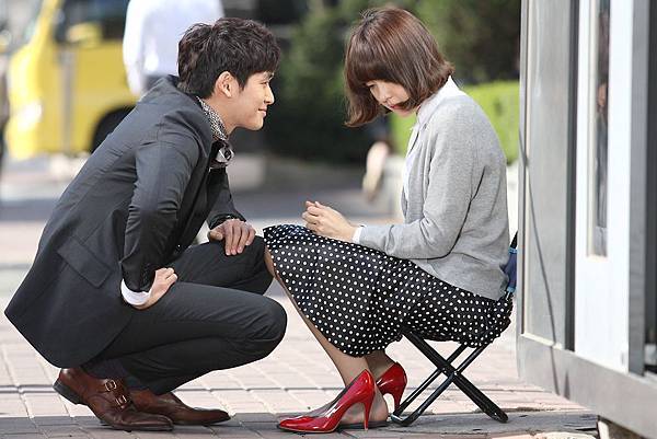 鄭糠雲 成宥利「浪漫小鎮」劇照- 2 jpg.jpg 鄭糠雲 成宥利「浪漫小鎮」劇照- 2 jpg.jpg