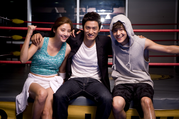 金汎曾遭孫淡妃狠揍 現在看到孫淡妃舉拳就心驚.jpg