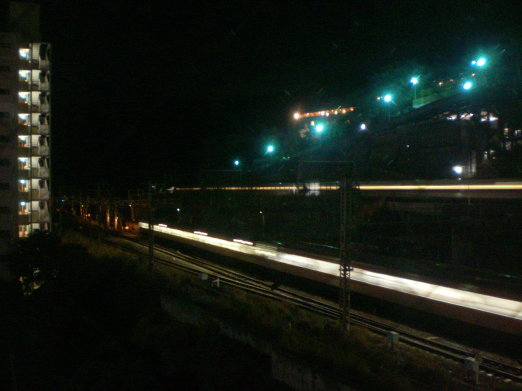夜車.jpg 夜車.jpg