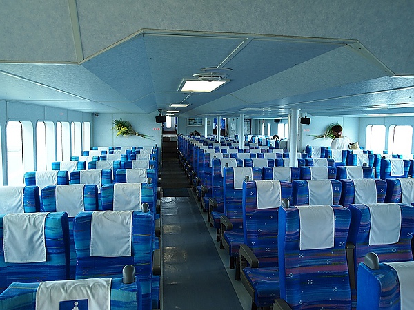 27.觀光船的船艙.jpg 27.觀光船的船艙.jpg