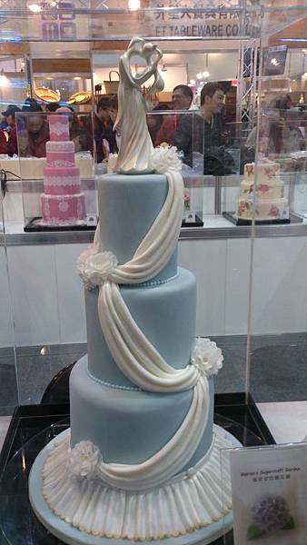 結婚禮服蛋糕