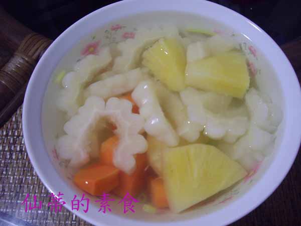 鳳梨苦瓜湯