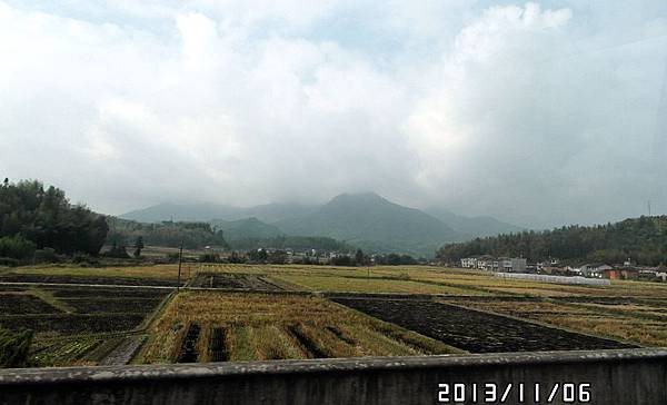 SAM_7585-crop SAM_7585-crop