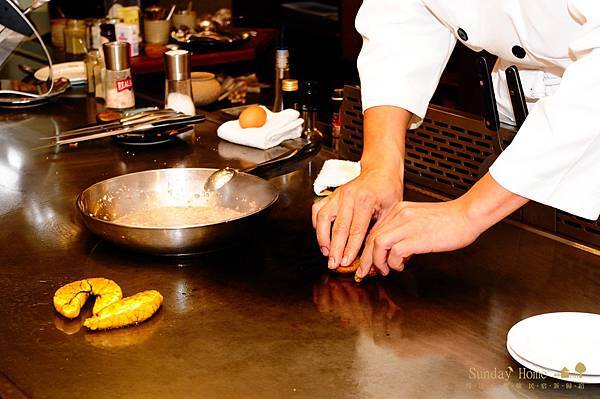 【宜蘭美食推薦】20111002 饗宴鐵板燒 【宜蘭民宿】Sunday Home 【宜蘭美食推薦】20111002 饗宴鐵板燒 【宜蘭民宿】Sunday Home