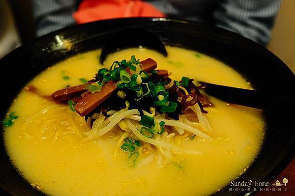 【宜蘭美食推薦】20111212 樂山溫泉拉麵 【宜蘭民宿】Sunday Home 【宜蘭美食推薦】20111212 樂山溫泉拉麵 【宜蘭民宿】Sunday Home