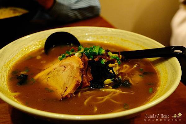 【宜蘭美食推薦】20111212 樂山溫泉拉麵 【宜蘭民宿】Sunday Home 【宜蘭美食推薦】20111212 樂山溫泉拉麵 【宜蘭民宿】Sunday Home