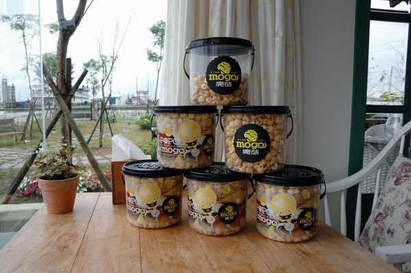 蘑菇爆米花 & 2010新年快樂 【宜蘭民宿】Sunday Home 蘑菇爆米花 & 2010新年快樂 【宜蘭民宿】Sunday Home