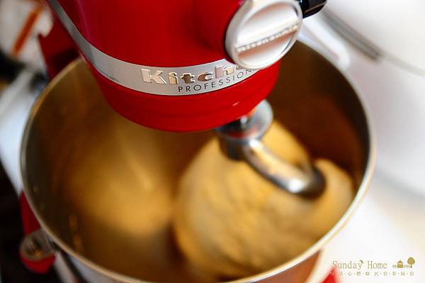 【宜蘭民宿】Sunday Home 男主人的大玩具 KichenAid 攪拌機 【宜蘭民宿】Sunday Home 男主人的大玩具 KichenAid 攪拌機