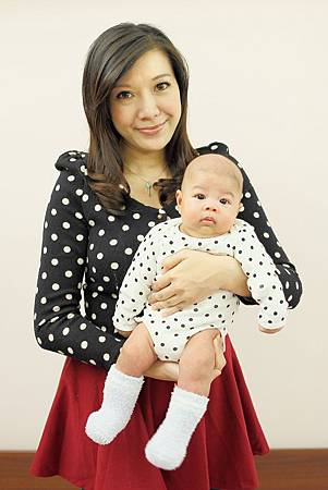 小佳媽咪與第凡內赫本塑身衣 小佳媽咪與第凡內赫本塑身衣