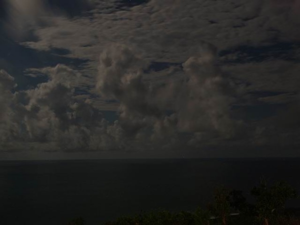 夜晚的雲 夜晚的雲
