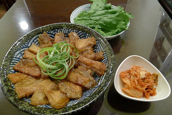 秩父味噌燒肉丼飯 (3).JPG